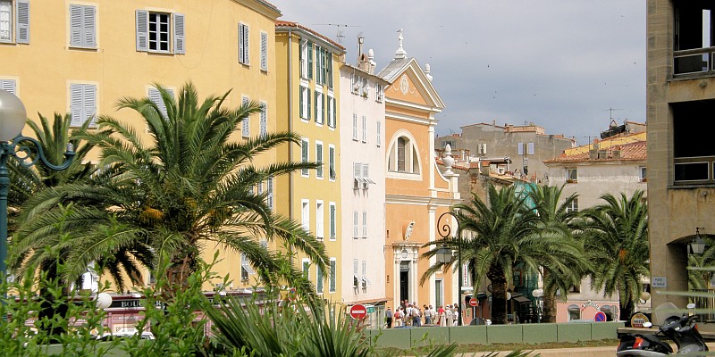 Korsika: Ajaccio einzelne Regenschauer